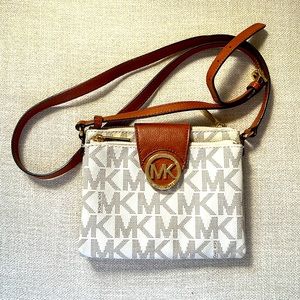 Michael Kors cross body bag
